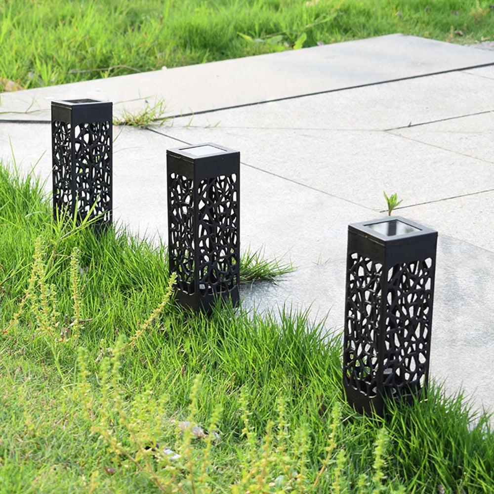 SolHollow Solar Lawn Light
