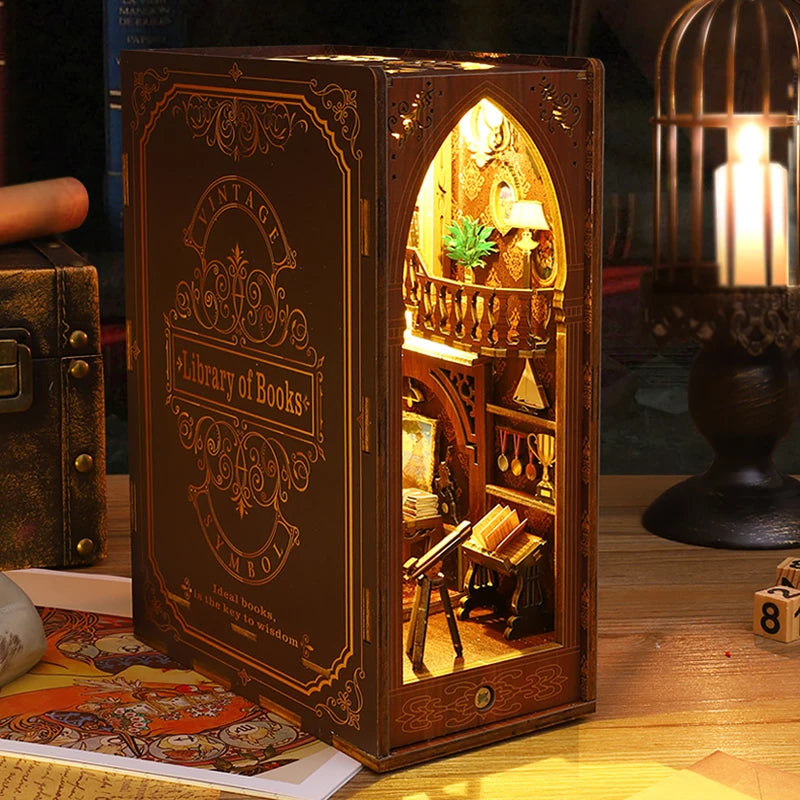 Luminis Archive™ – Enchanted Bookshelf Lamp