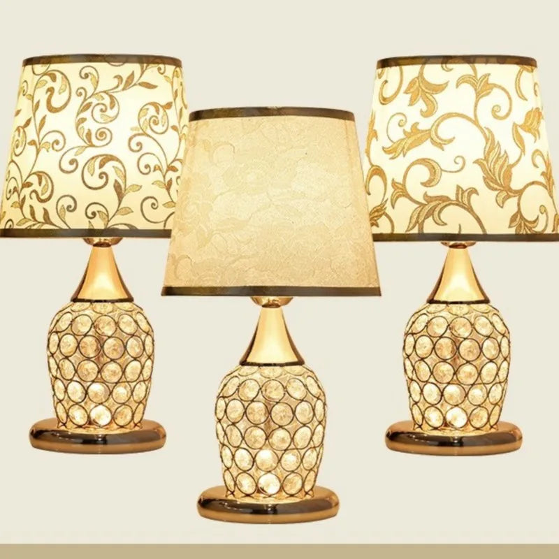 Lumière Rose Crystal Lamp