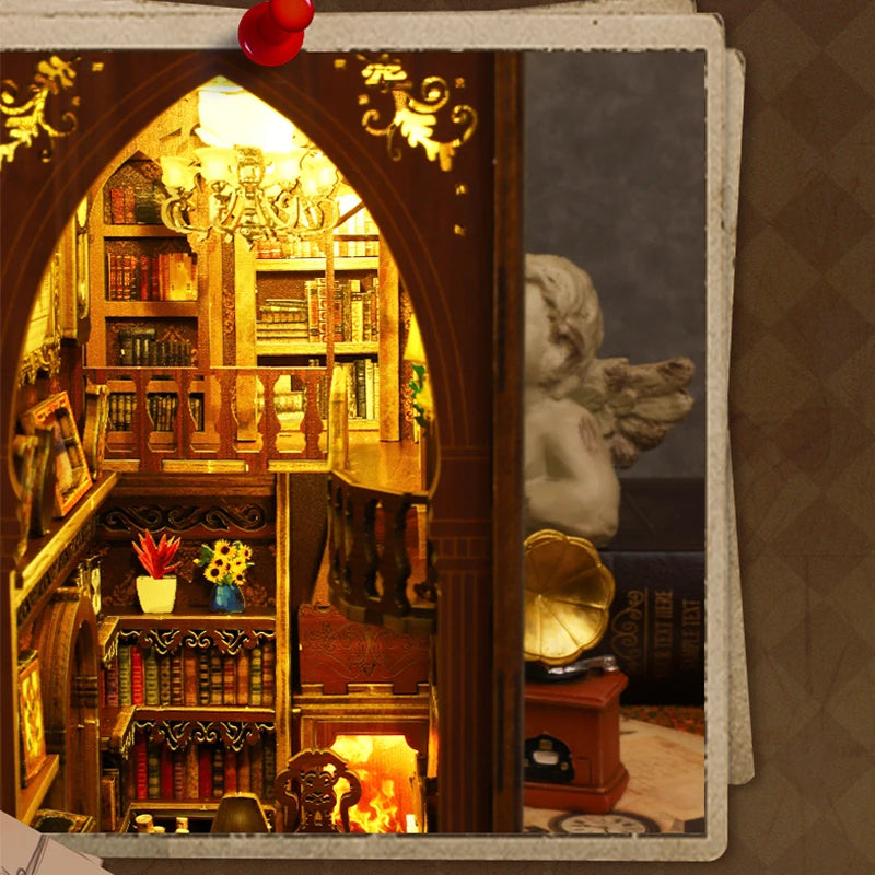Luminis Archive™ – Enchanted Bookshelf Lamp