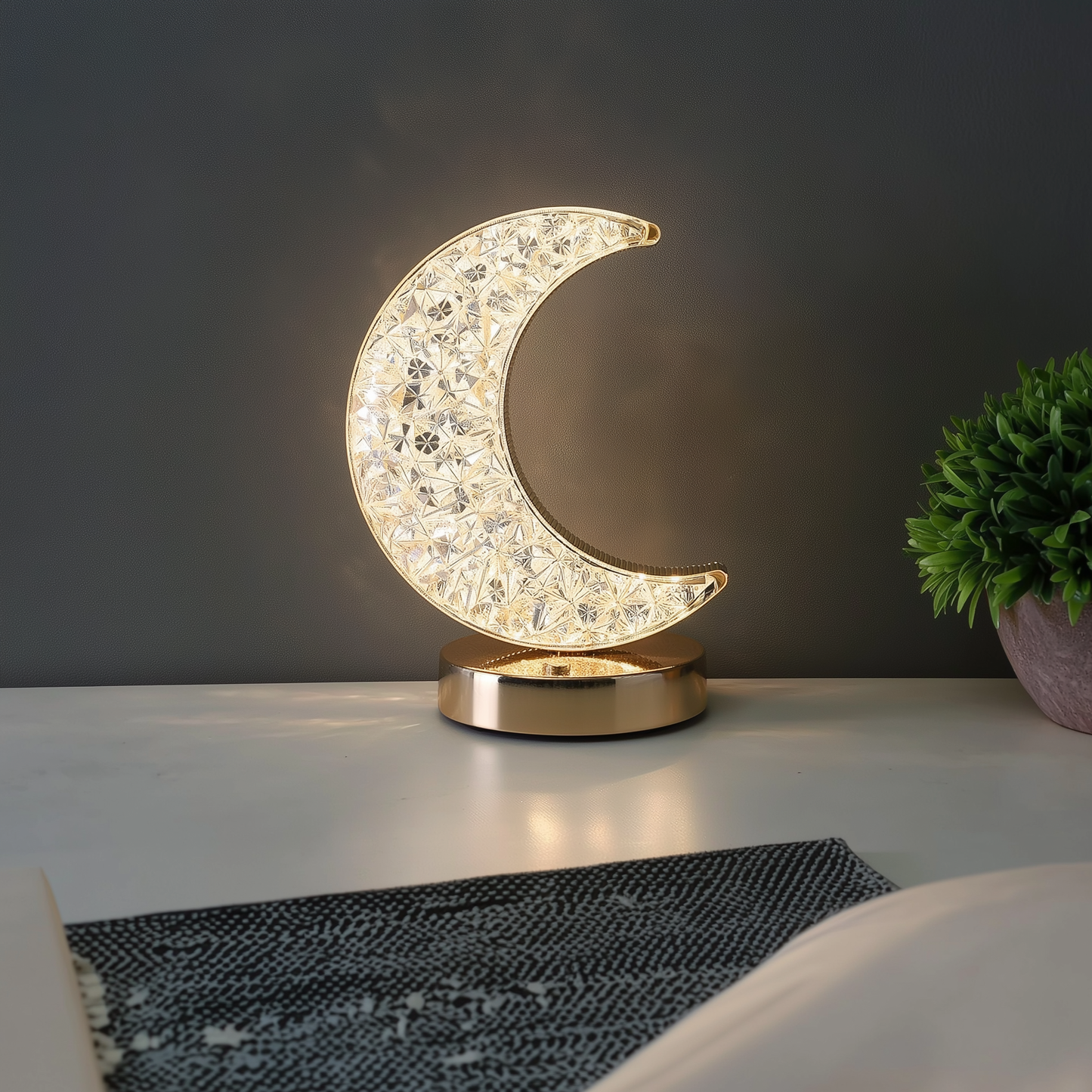 LumaGlow Touch Lamp
