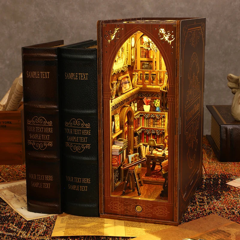 Luminis Archive™ – Enchanted Bookshelf Lamp