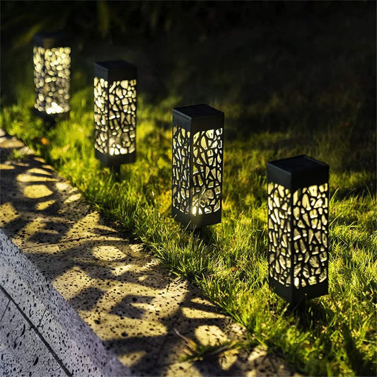 SolHollow Solar Lawn Light
