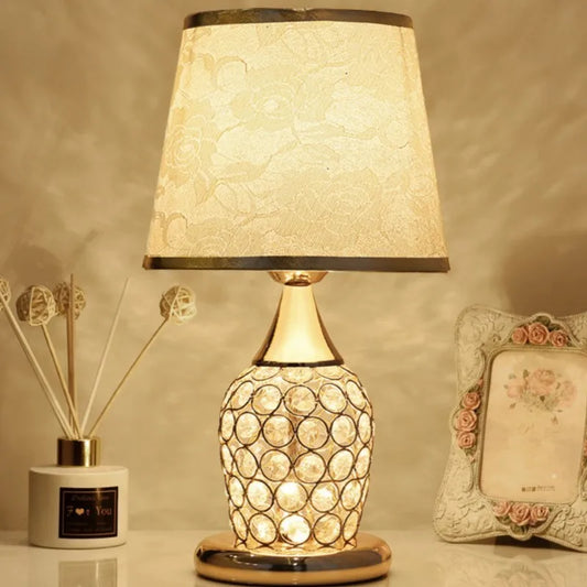 Lumière Rose Crystal Lamp
